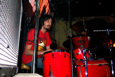 PR Lungo @ the drums - Pic by Bostik